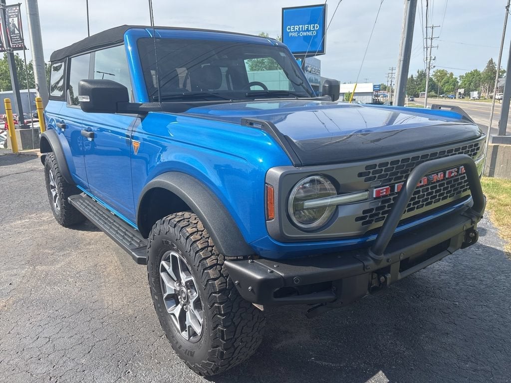 2023 Ford Bronco Badlands in Blue — front three-quarter view