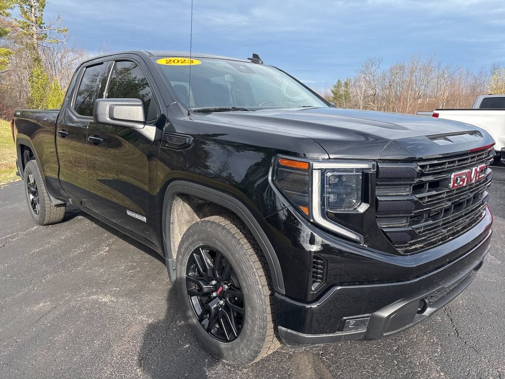 2023 GMC Sierra 1500 Elevation in Onyx Black — front three-quarter view